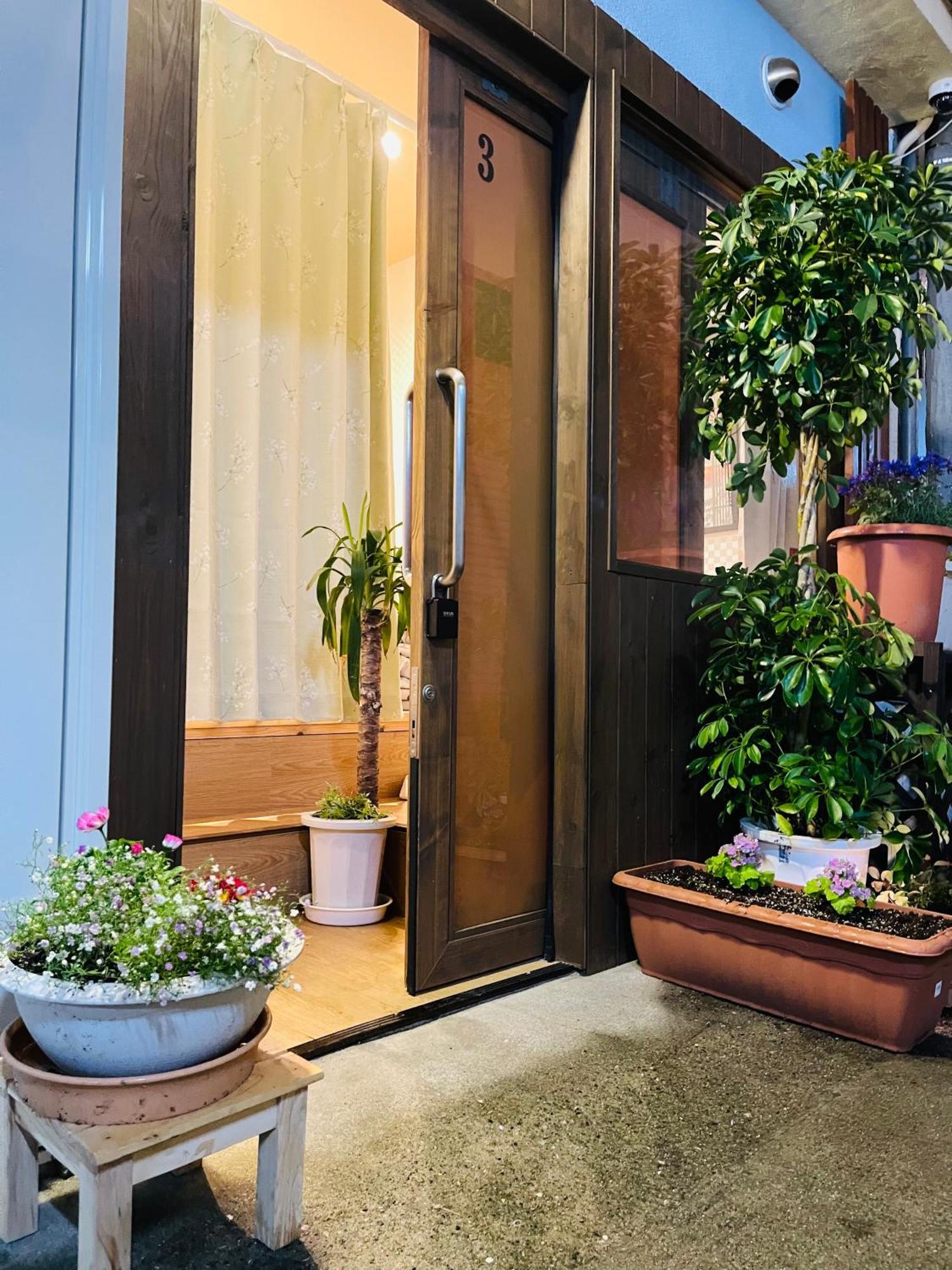 難波心斎橋10 Minutes民宿3号室 Villa Ōsaka Eksteriør bilde